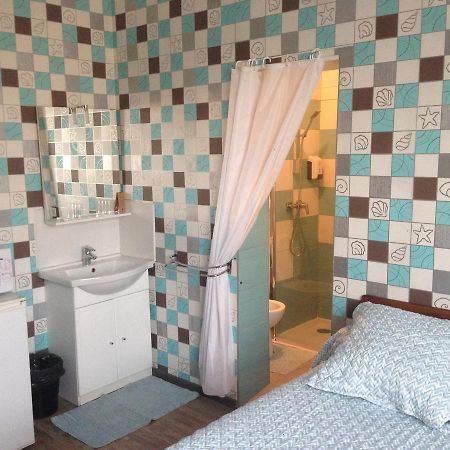 Hotel Les Violettes ตูลูส ภายนอก รูปภาพ